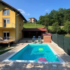 Holiday Homer Vila na Obali Vrbasa