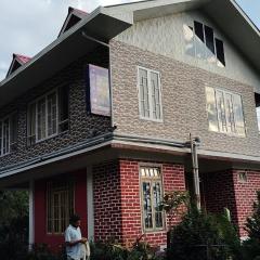 Sunyog Homestay