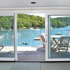 Middle Deck