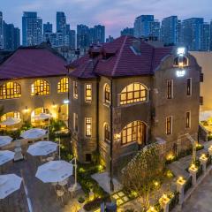 TUIWA Garden Holiday Villa