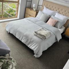 Guest Suite with Private Entry- 6 mins to Airport