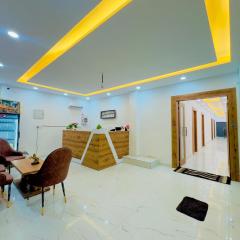 The Lavish Hotel