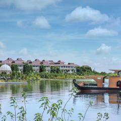 MAYFAIR Lake Resort