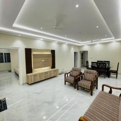 Visitors Lounge by MMG - 2&3BHK Furnished - Rd 12 Banjara Hills