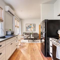 Stay Portland - The Etourdissante Suite - Forest Park & Local Eats