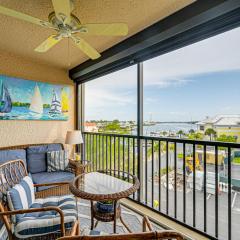 Steps to Naples Bay and Tin City Condo with Pool!
