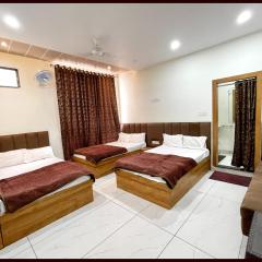 HOTEL G- RESIDENCY Near Shri Mahakaleshwar Jyotirlinga Temple - Railway Station Ujjian - Fully Air Conditioned And Spacious Room - Excellent Service Recommended