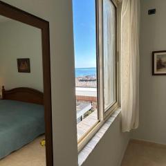Beachfront apartment Ridi