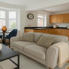 2 Bed Flat by Richmond Park
