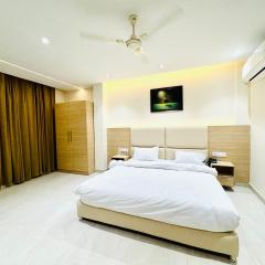Hotel The Lotus