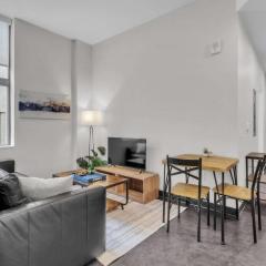 CozySuites Modern 1BR in Downtown Pitts #23
