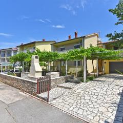 Apartments Dragica 929