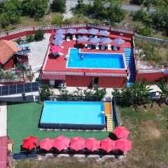 Red Apartman