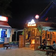 Apple elite haven