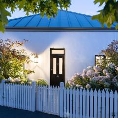 Charming Battery Point Cottage