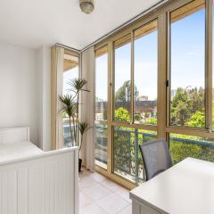 Green Views & Great Location Inner-City 1-Bed