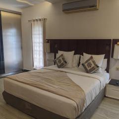 Honeybee Resort