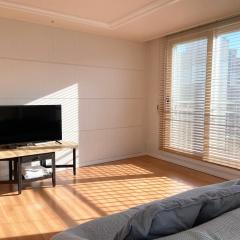 Large Apt, Awesome nature nearby, Pangyo