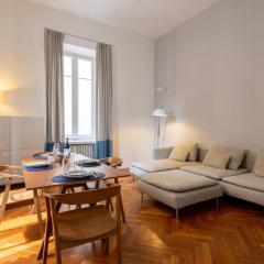 Mirabello Apt, 2 camere AC, 2 bagni, Area Pedonale, montacarichi per valigie, Garage Privato a 600mt, city life