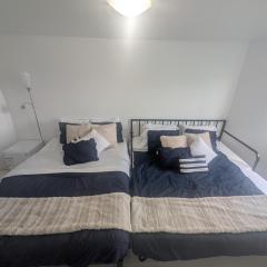203 Quadruple Bed & Breakfast bedroom Downtown