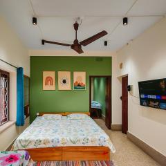 2 rooms appartment with balcony and kitchen