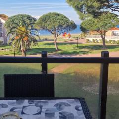 Appartement climatisé avec piscine, magnifique vue mer, lac et le Pic le Canigõ !