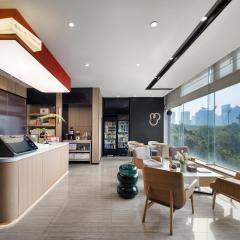 Locals Hotels Guangzhou Sports Center Linhe West Subway Station Branch