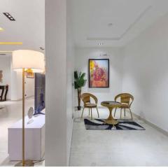 SkyView 3bedroom Penthouse
