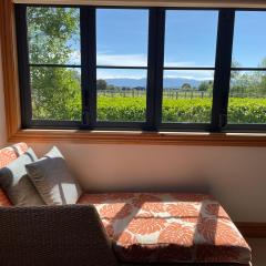 Dara Vineyard Cottage