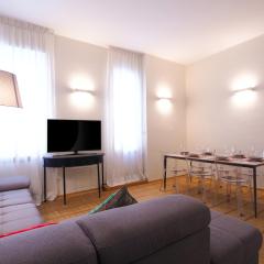 Court House Elegant Apartment