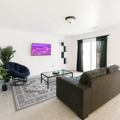 Brand-New 2BR Fast WiFi Near Attractions
