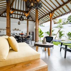 Brand New & Stylish Villa with Private Pool in the Heart of Balangan