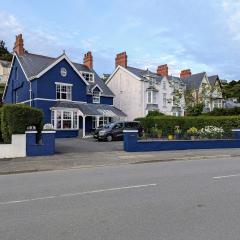 Pencartref Apartment - 4 Bedrooms, 3 Bathrooms, Sleeps 7-8