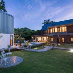 Cosy Pool Villa Khaoyai