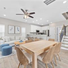 Top Sail Jewel Steps From Ocean w Garage