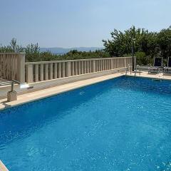 Pet Friendly Home In Bol