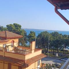 Seaview Moments Aretsou