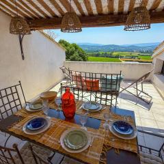 Maison de village avec vue panoramique proche Gordes