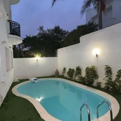 Villa avec piscine privée près de Casablanca Maroc