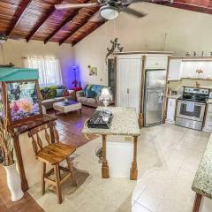 Casa Oasis in the center of Puerto Jimenez