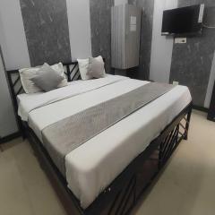 Hotel Sharvil Inn