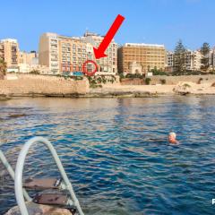 3BR with Seaviews I 60 seconds to the Beach