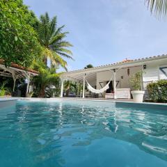 Maison créole de charme avec Piscine privée et écrin tropical