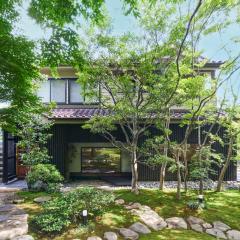 高尾山すぐ貸切villa都心から70分自然豊か貸切サウナ道志ツーリングBBQ焚火花火日本庭園