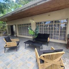 Charming 3 bedroom guesthouse - 2300