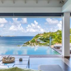 Spectacular Villa with Relaxing Atmosphere