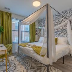 Opulence in Olive with Free Parking plus EV Plug, 2 BR 2 baths Suite, 5 beds and Sleeps 8