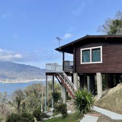 The Little Cabin in Shodoshima -小豆島 山小屋 リトルキャビン-