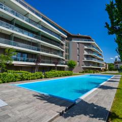 MyFlat Coral 61 Luxury Apartment