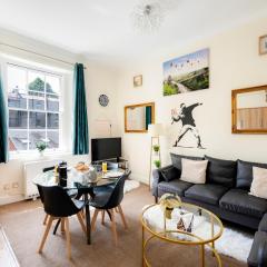 Clifton Nr Centre, Georgian Period Flat, Permit Parking x1, Garden